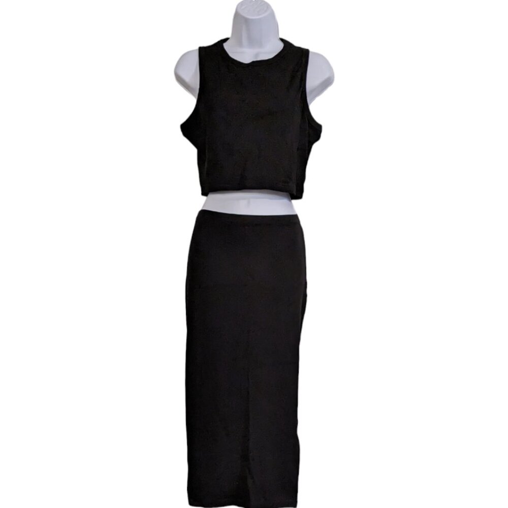 Women's two piece crop top and skirt set